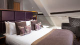 Roomzzz Newcastle City Suite