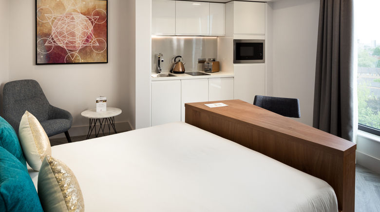 <b>Roomzzz London Stratford Room</b>. Images powered by <a href="https://www.leonardoworldwide.com/" title="Leonardo Worldwide" target="_blank">Leonardo</a>.