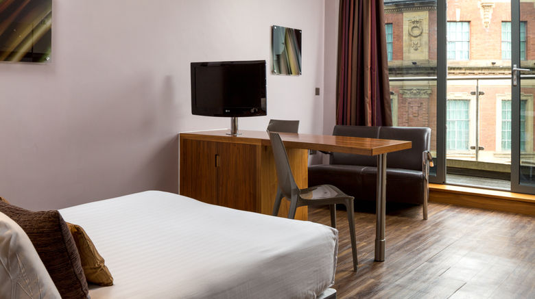 <b>Roomzzz Leeds City Suite</b>. Images powered by <a href="https://www.leonardoworldwide.com/" title="Leonardo Worldwide" target="_blank">Leonardo</a>.