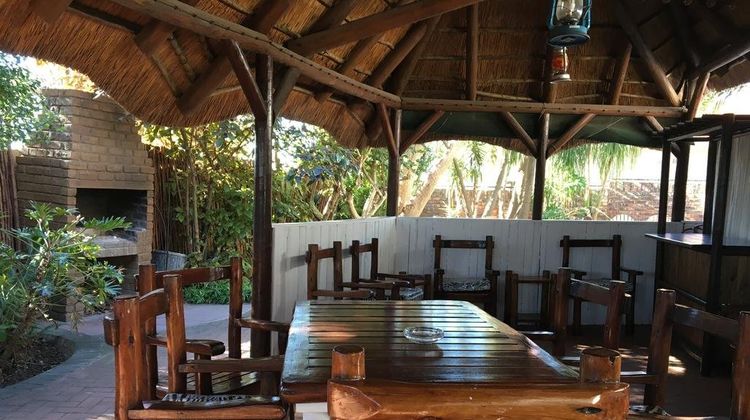 La Mer Guesthouse Exterior
