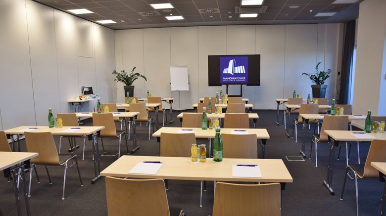 <b>Pannonia Tower Hotel Meeting</b>. Images powered by <a href="https://www.leonardoworldwide.com/" title="Leonardo Worldwide" target="_blank">Leonardo</a>.