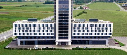 Pannonia Tower Hotel Exterior