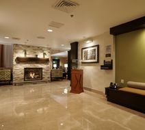 Staybridge Suites Chihuahua Lobby