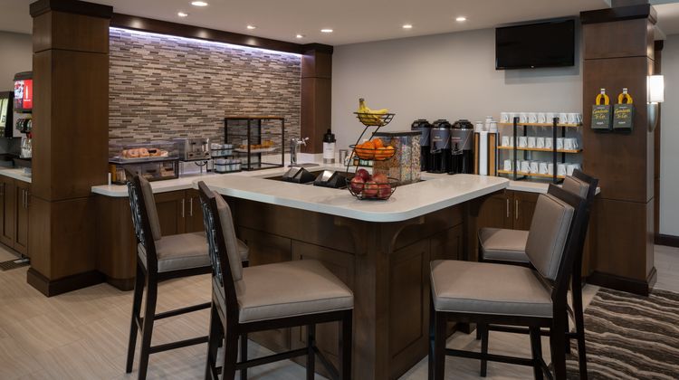 Staybridge Suites Phoenix-Biltmore Restaurant