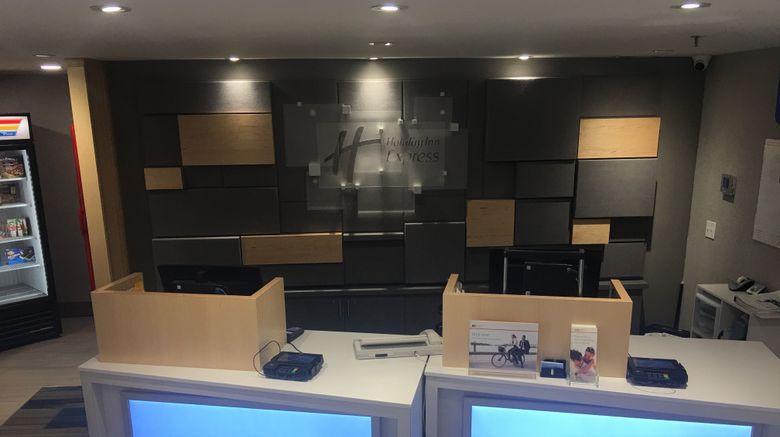 <b>Holiday Inn Express Lobby</b>. Images powered by <a href="https://www.leonardoworldwide.com/" title="Leonardo Worldwide" target="_blank">Leonardo</a>.