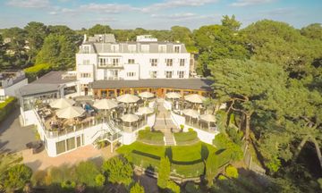 The Harbour Heights Hotel
