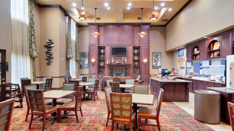 <b>Holiday Inn Express West Hurst-DFW Arpt Restaurant</b>. Images powered by <a href="https://www.leonardoworldwide.com/" title="Leonardo Worldwide" target="_blank">Leonardo</a>.