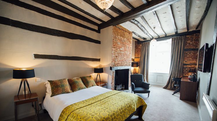 The Olde Kings Arms Suite