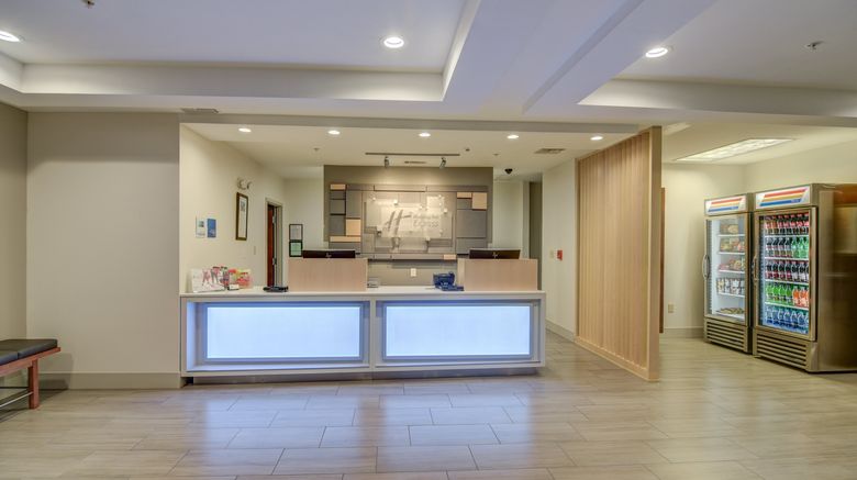 <b>Holiday Inn Express & Suites Foley Lobby</b>. Images powered by <a href="https://www.leonardoworldwide.com/" title="Leonardo Worldwide" target="_blank">Leonardo</a>.