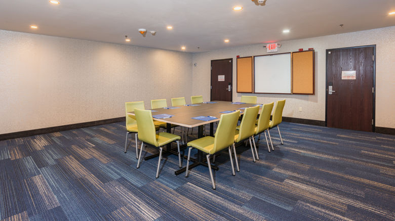 <b>Holiday Inn Express Meeting</b>. Images powered by <a href="https://www.leonardoworldwide.com/" title="Leonardo Worldwide" target="_blank">Leonardo</a>.