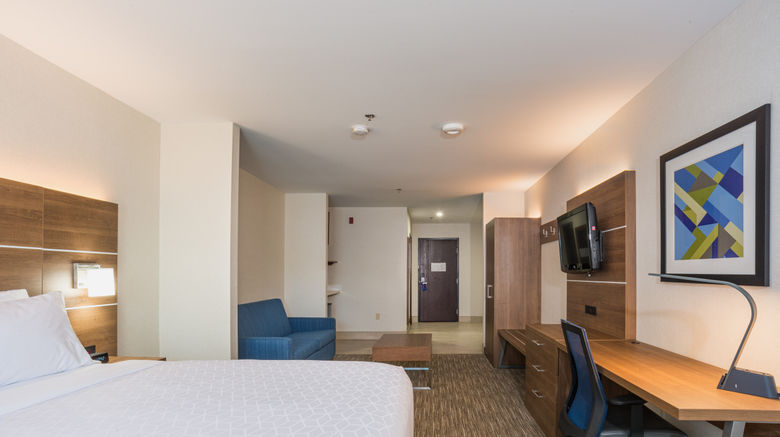 <b>Holiday Inn Express Suite</b>. Images powered by <a href="https://www.leonardoworldwide.com/" title="Leonardo Worldwide" target="_blank">Leonardo</a>.