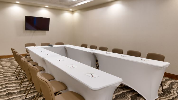 Staybridge Suites I-75 Meeting