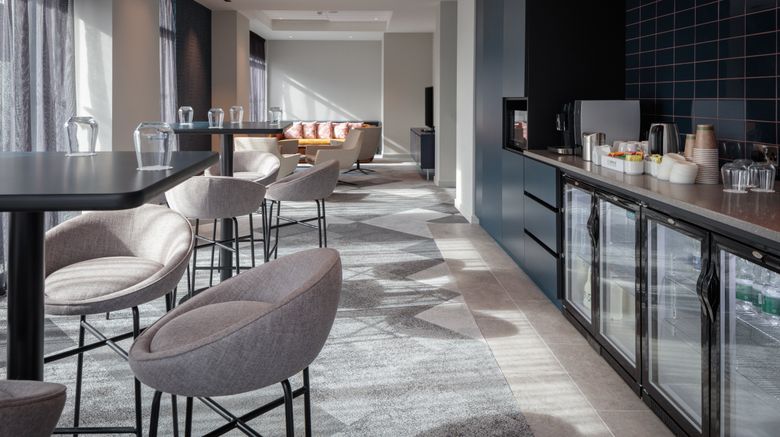 <b>Holiday Inn London - Heathrow Bath Road Meeting</b>. Images powered by <a href="https://www.leonardoworldwide.com/" title="Leonardo Worldwide" target="_blank">Leonardo</a>.