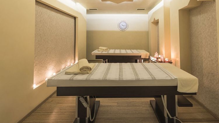 Zorlu Grand Hotel Spa