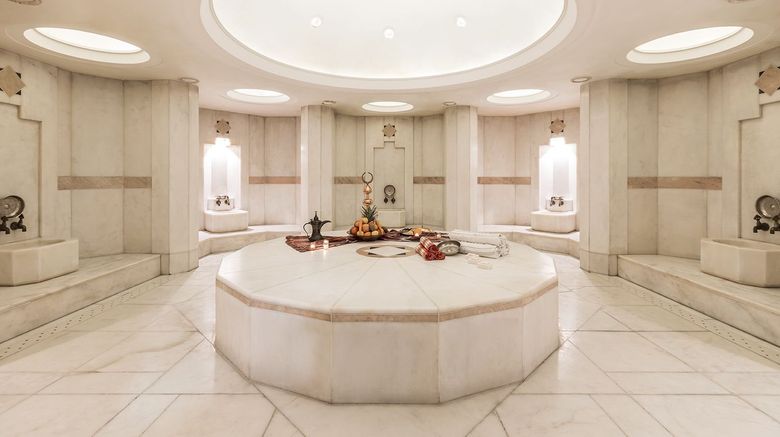 <b>Zorlu Grand Hotel Recreation</b>. Images powered by <a href="https://www.leonardoworldwide.com/" title="Leonardo Worldwide" target="_blank">Leonardo</a>.