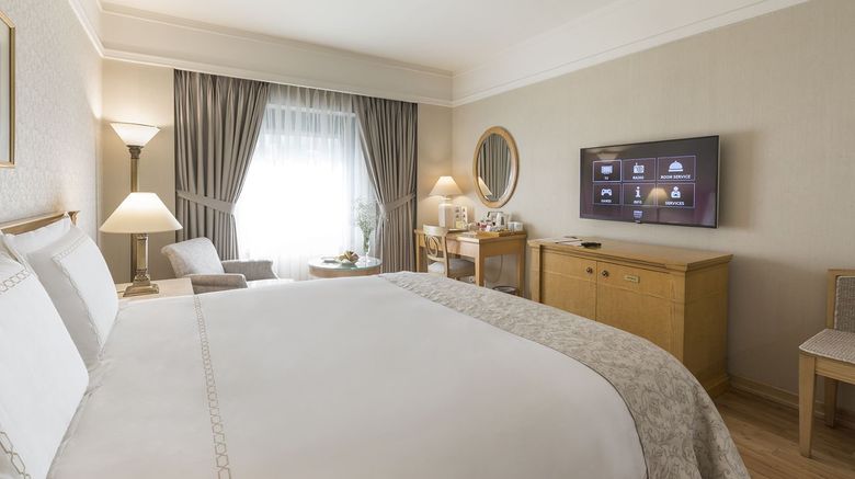 <b>Zorlu Grand Hotel Room</b>. Images powered by <a href="https://www.leonardoworldwide.com/" title="Leonardo Worldwide" target="_blank">Leonardo</a>.