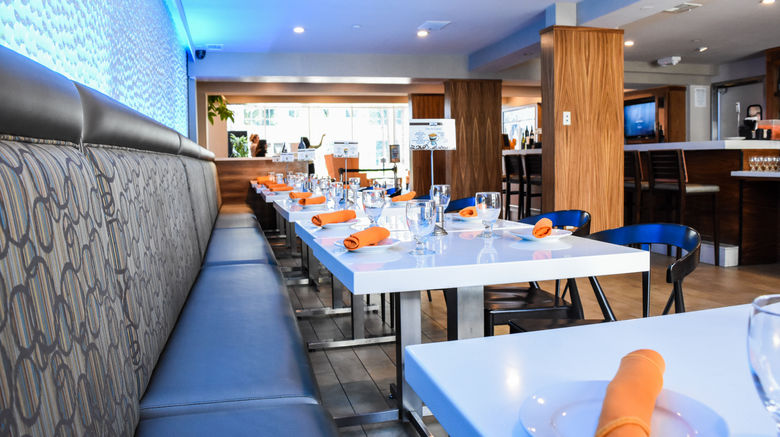 <b>Hotel Indigo Anaheim Maingate Restaurant</b>. Images powered by <a href="https://www.leonardoworldwide.com/" title="Leonardo Worldwide" target="_blank">Leonardo</a>.