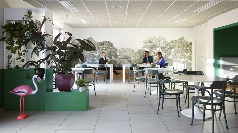 <b>The Student Hotel Paris Restaurant</b>. Images powered by <a href="https://www.leonardoworldwide.com/" title="Leonardo Worldwide" target="_blank">Leonardo</a>.