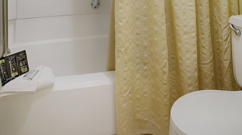 <b>Club Destin Resort Room</b>. Images powered by <a href="https://www.leonardoworldwide.com/" title="Leonardo Worldwide" target="_blank">Leonardo</a>.