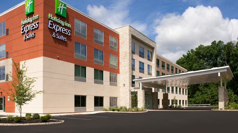 Holiday Inn Express/Stes North Brunswick Exterior. Images powered by <a href="https://www.leonardoworldwide.com" target="_blank" rel="noopener">Leonardo</a>.