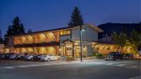 Tamarack Lodge Exterior