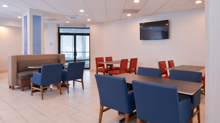 Holiday Inn Express Towson Restaurant