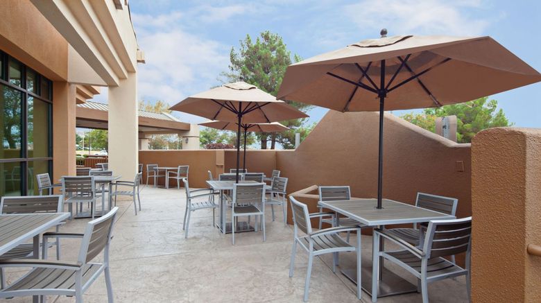 <b>Holiday Inn Palmdale Exterior</b>. Images powered by <a href="https://www.leonardoworldwide.com/" title="Leonardo Worldwide" target="_blank">Leonardo</a>.