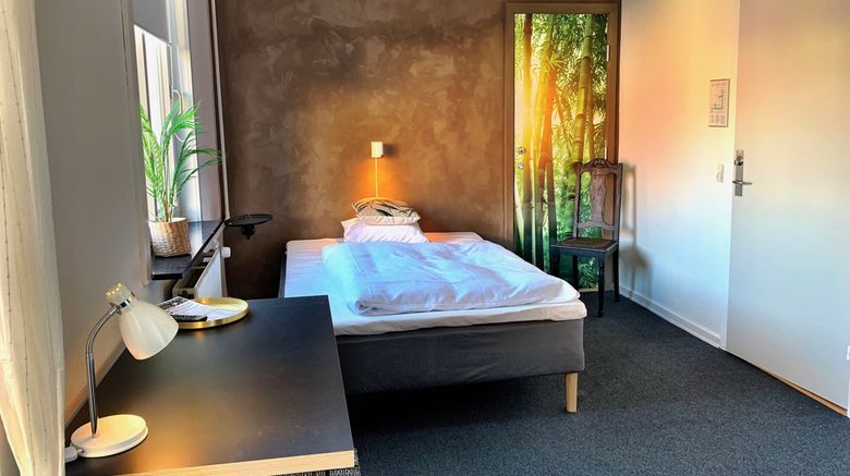 <b>Hotel Gammel Havn-Good Night Sleep Tight Room</b>. Images powered by <a href="https://www.leonardoworldwide.com/" title="Leonardo Worldwide" target="_blank">Leonardo</a>.