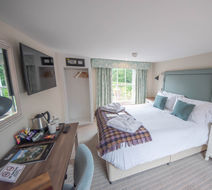 Norfolk Arms Hotel Room