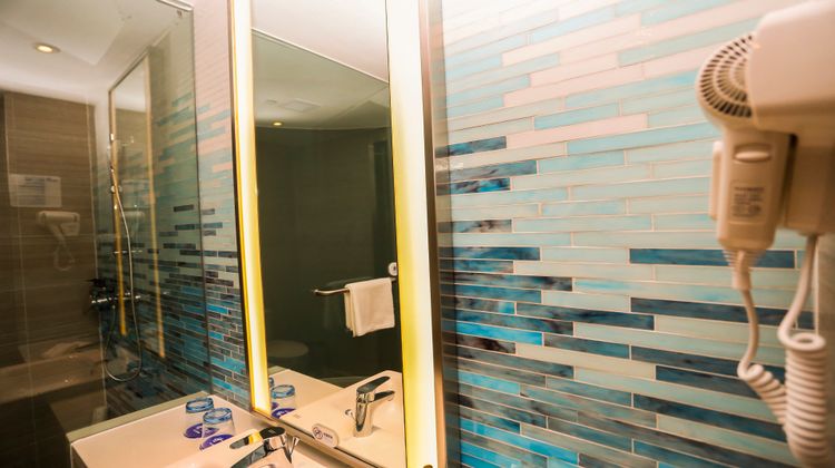 Holiday Inn Express Linyi Riverside Room