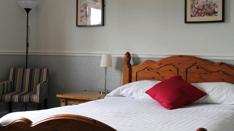 Oak Farm Hotel Room
