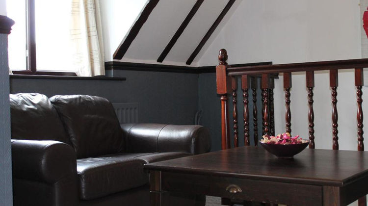 Oak Farm Hotel Suite