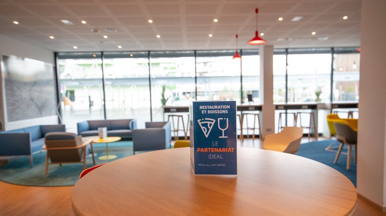 <b>Holiday Inn Express Bordeaux-Lormont Meeting</b>. Images powered by <a href="https://leonardo.com/" title="Leonardo Worldwide" target="_blank">Leonardo</a>.