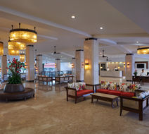 Holiday Inn Resort Goa Lobby