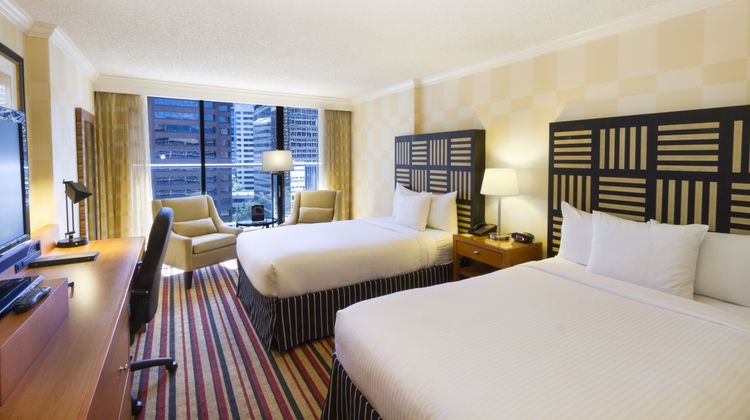 Pinnacle Hotel Harbourfront Room