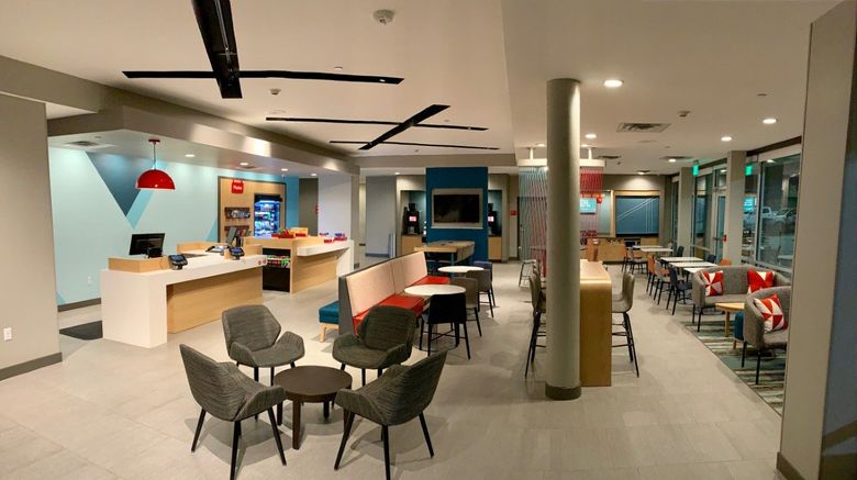 <b>avid hotel Oklahoma City Airport Lobby</b>. Images powered by <a href="https://www.leonardoworldwide.com/" title="Leonardo Worldwide" target="_blank">Leonardo</a>.