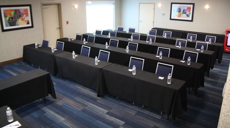 Holiday Inn Express & Suites Mason Meeting