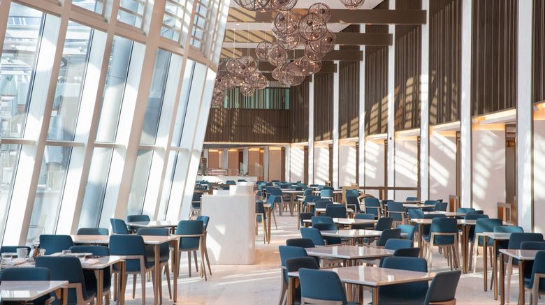 <b>Jumeirah Beach Hotel Restaurant</b>. Images powered by <a href="https://www.leonardoworldwide.com/" title="Leonardo Worldwide" target="_blank">Leonardo</a>.