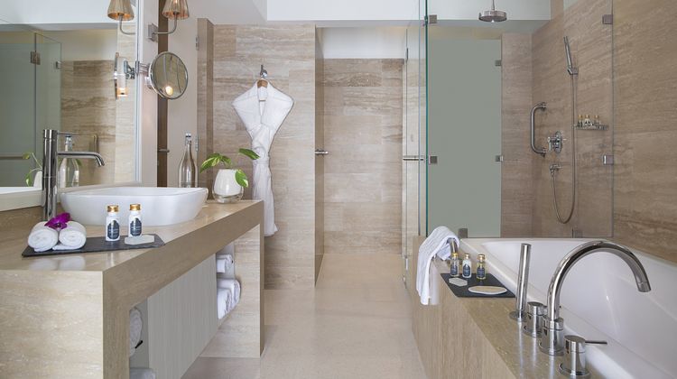 Vivanta by Taj-Coral Reef Room