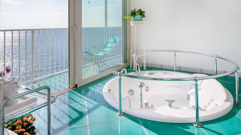 <b>Hotel Santa Caterina Room</b>. Images powered by <a href="https://www.leonardoworldwide.com/" title="Leonardo Worldwide" target="_blank">Leonardo</a>.