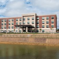 Holiday Inn Express & Suites Wentzville