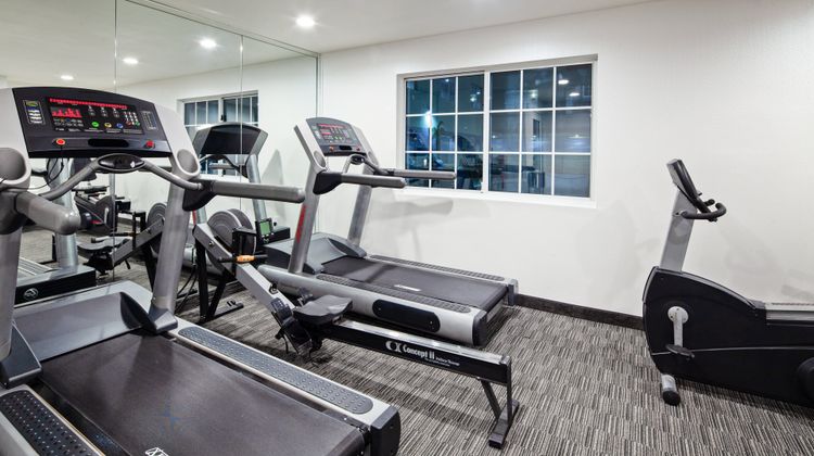 Holiday Inn Express Hotel & Suites Health Club