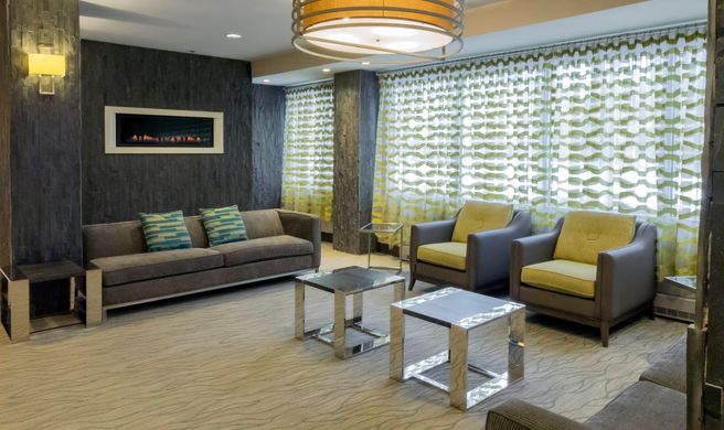 Holiday Inn Niagara Falls Exterior