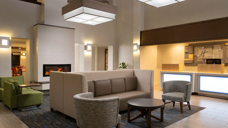 <b>Holiday Inn Express Hotel & Suites Lobby</b>. Images powered by <a href="https://www.leonardoworldwide.com/" title="Leonardo Worldwide" target="_blank">Leonardo</a>.