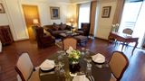Le Commodore Hotel Room