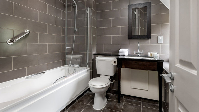 <b>Hartsfield Manor Room</b>. Images powered by <a href="https://www.leonardoworldwide.com/" title="Leonardo Worldwide" target="_blank">Leonardo</a>.