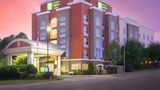 <b>Holiday Inn Express Chattanooga Downtown Exterior</b>. Images powered by <a href="https://www.leonardoworldwide.com/" title="Leonardo Worldwide" target="_blank">Leonardo</a>.