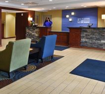 Holiday Inn Express & Sts Milford Lobby