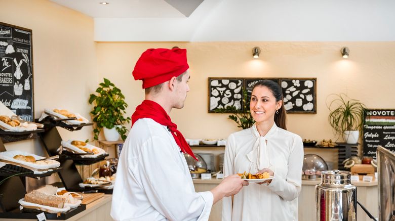 <b>Novotel Szekesfehervar Restaurant</b>. Images powered by <a href="https://www.leonardoworldwide.com/" title="Leonardo Worldwide" target="_blank">Leonardo</a>.