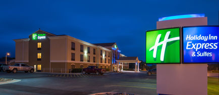 Holiday Inn Express Exterior